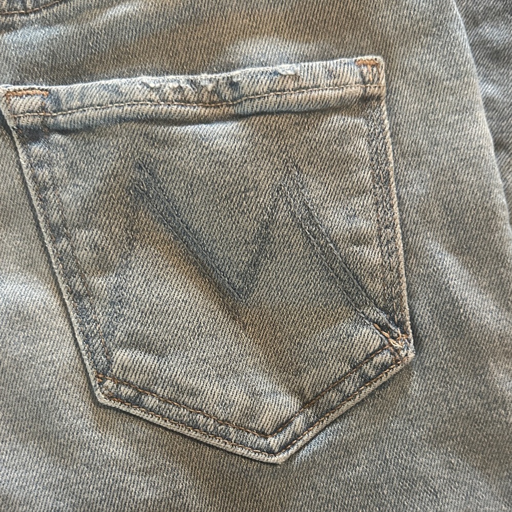 MOTHER Light Blue Ankle & Cropped Jeans EUC - Picture 9 of 11